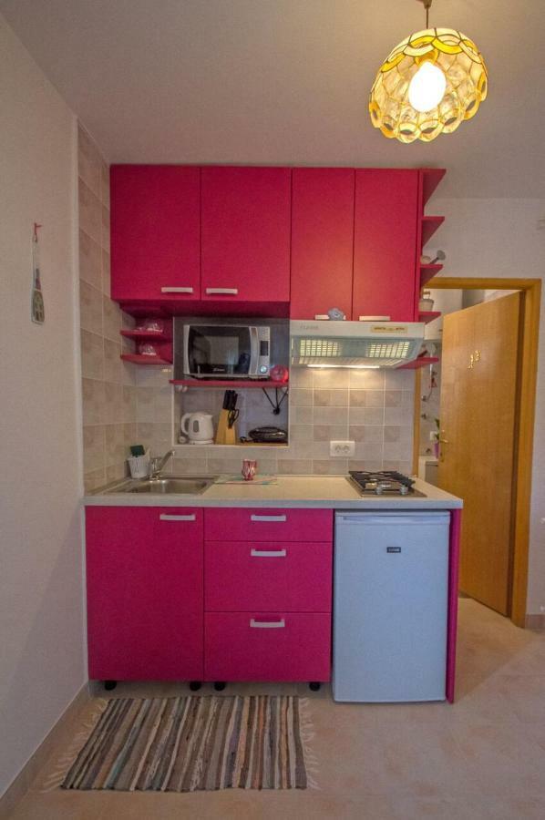Apartment Happy Time